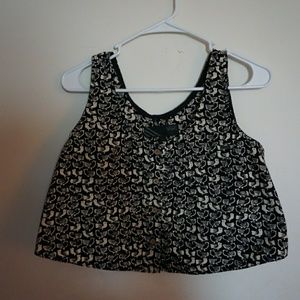 Flowy vans crop top
